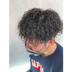縦落ちツイストスパイラル【福岡/天神/メンズパーマ】 - Men’s salon Zina 天神 ［メンズカット/眉毛/韓国/パーマ］【メンズサロンジーナ】【メンズサロン　ジーナ　テンジン　メンズカット　マユゲ　カンコク　パーマ　メンズサロン　ジーナ】掲載中