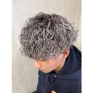 波巻きパーマ/ホワイトメッシュ【福岡/天神/メンズパーマ】 - Men’s salon Zina 天神 ［メンズカット/眉毛/韓国/パーマ］【メンズサロンジーナ】【メンズサロン　ジーナ　テンジン　メンズカット　マユゲ　カンコク　パーマ　メンズサロン　ジーナ】掲載中