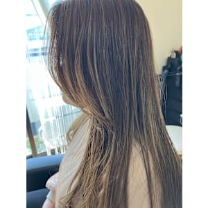 hair&eyelash AMANDA×スタイル