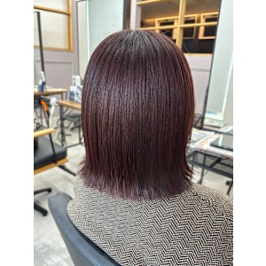 切りっぱなしボブ×インナーカラー