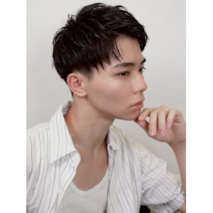 メンズカット×アップバング×ツーブロック