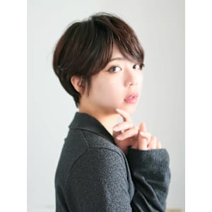 前下がりショート・ボブ/絶壁解消/前髪あり/40代/30代