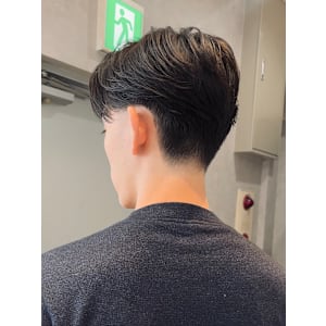 【Zina】メンズ/センターパート/曲がる縮毛矯正/福岡/天