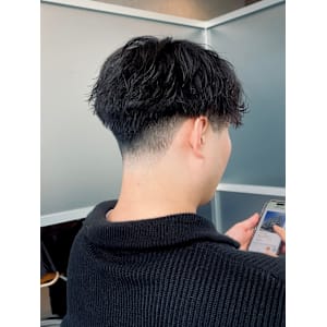 【Zina】メンズ/センターパート/曲がる縮毛矯正/福岡/天