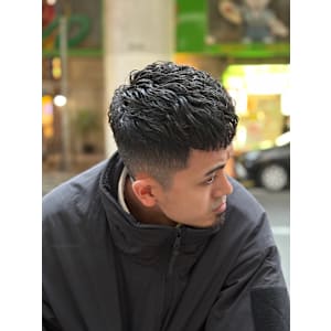 濡れパンクロップ