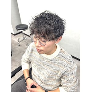 シャドウパーマ！ナチュラルで立体感が出る万能パーマ - CØDE by KENJE【コードバイケンジ】掲載中