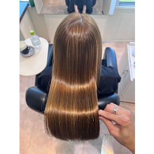 髪質改善認定サロンIENA×スタイル