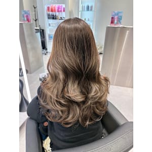 ブリーチなしでできるオリーブベージュ♪10代20代30代