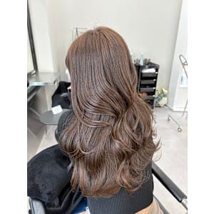 赤みのない上品なマロンベージュ♪10代20代30代