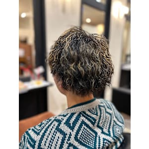 ツイストスパイラル✖ハイライト - Hair salon Sophia【ヘアーサロンソピアー】掲載中