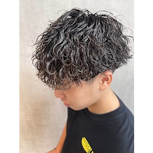 波巻きパーマ/波巻きスパイラル【福岡/天神/メンズパーマ】