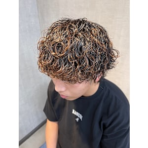 波巻きパーマ/波巻きスパイラル【福岡/天神/メンズパーマ】 - Men’s salon Zina 天神 ［メンズカット/眉毛/韓国/パーマ］【メンズサロンジーナ】【メンズサロン　ジーナ　テンジン　メンズカット　マユゲ　カンコク　パーマ　メンズサロン　ジーナ】掲載中