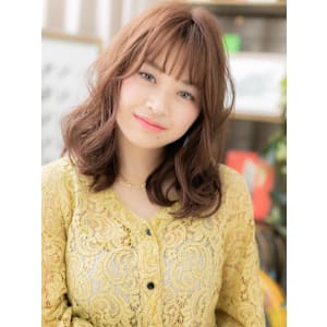 外国人風カシスブラウン抜け感小顔こなれヘアハイレイヤーカット - COVER HAIR bliss【カバーヘア ブリス】上尾/上尾西口店【カバーヘアブリス アゲオ アゲオニシグチテン】掲載中