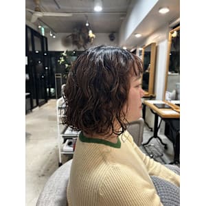 くせ毛ヘア/パーマ/ウェット仕上げ - fleur  by safari【フルール バイ サファリ】掲載中