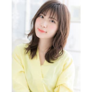 アッシュブラウンくせ毛風ミディアムレイヤー　リタッチカラー - mod's hair【モッズヘア】上尾/上尾西口店【モッズヘア アゲオ アゲオニシグチテン】掲載中