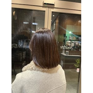 マロンベージュ