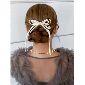 ヘアセット 編み込み お団子アレンジ 結婚式 アップスタイル - 髪質改善 SEPT. 天神大名【カミシツカイゼン セプト テンジンダイミョウ】掲載中