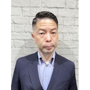 スキンフェードクラシカルサイドパート