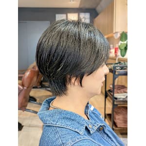 大人の上品ショートレイヤー - MANOHARU【マノハル】掲載中