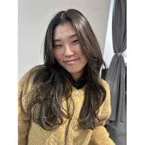 グレージュカラー/アッシュグレージュ/ザクザクレイヤーカット - AO。【アオ】掲載中