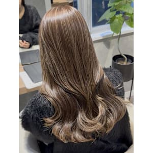 細めハイライトベージュ