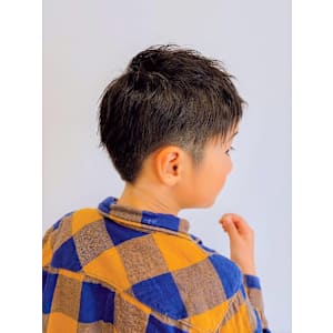 キッズカット 刈り上げ メンズカット 小学生カット - teatro & limite by teatro【ティアトロ アンドリミテバイティアトロ】掲載中