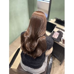 Mako マロンベージュ 透明感カラー 髪質改善 銀座 - Euphoria 銀座本店 Smart Salon【ユーフォリア】【ユーフォリア ギンザ ホンテン スマートサロン】掲載中