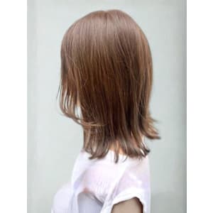 アッシュブラウン 顔周りカット ミディアムレイヤー 美髪 - teatro & limite by teatro【ティアトロ アンドリミテバイティアトロ】掲載中