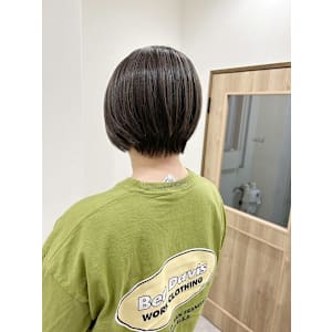 ☆ショートボブ　白髪ぼかしハイライトグレージュ