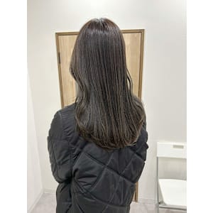 ☆透明感カラー　カーキグレージュエモージュカラー