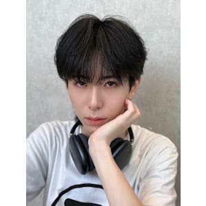 Men’s salon Zina 天神×スタイル