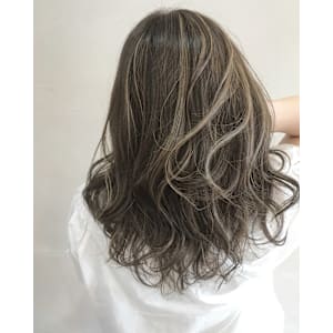 グレージュ/ハイライト/シルバーカラー - Freez 川西店 【フリーズ】【フリーズ カワニシテン】掲載中