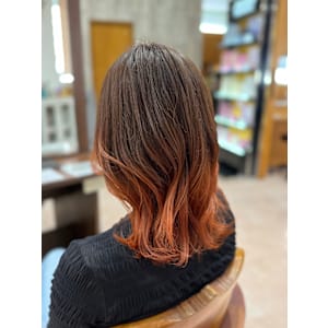 オレンジカラー/グラデーション/くびれヘア/レイヤースタイル