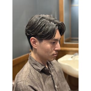 メンズセンターパート　ニュアンスパーマ - 銀座shino【ギンザ シノ】掲載中