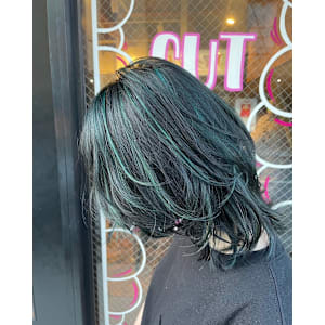 ウルフ+アクセントブルー