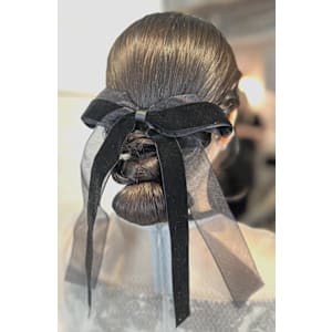 《honoka》ヘアセット/タイトシニヨン - elu by lovis【エル バイ ラビス】掲載中