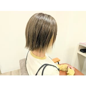 EAST by ergo川崎東口×スタイル - EAST by ergo川崎東口 髪質改善/ショート/ブリーチカラー【イーストバイエルゴカワサキヒガシグチ カミシツカイゼン ショート ブリーチカラー】掲載中
