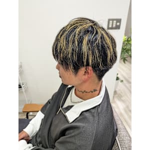 EAST by ergo川崎東口×スタイル - EAST by ergo川崎東口 髪質改善/ショート/ブリーチカラー【イーストバイエルゴカワサキヒガシグチ カミシツカイゼン ショート ブリーチカラー】掲載中