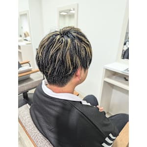 EAST by ergo川崎東口×スタイル - EAST by ergo川崎東口 髪質改善/ショート/ブリーチカラー【イーストバイエルゴカワサキヒガシグチ カミシツカイゼン ショート ブリーチカラー】掲載中