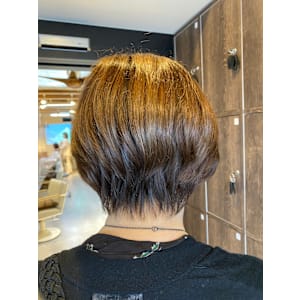 ヘアリゾート粋 tujuh 池袋東口店×スタイル - ヘアリゾート粋 tujuh 池袋東口店【ヘアリゾートスイトゥジュイケブクロヒガシグチテン】掲載中