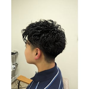 EAST by ergo川崎東口×スタイル