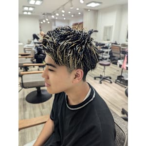 EAST by ergo川崎東口×スタイル - EAST by ergo川崎東口 髪質改善/ショート/ブリーチカラー【イーストバイエルゴカワサキヒガシグチ カミシツカイゼン ショート ブリーチカラー】掲載中