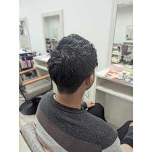 EAST by ergo川崎東口×スタイル