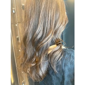 ヘアリゾート粋 tujuh 池袋東口店×スタイル - ヘアリゾート粋 tujuh 池袋東口店【ヘアリゾートスイトゥジュイケブクロヒガシグチテン】掲載中