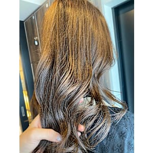 ヘアリゾート粋 tujuh 池袋東口店×スタイル - ヘアリゾート粋 tujuh 池袋東口店【ヘアリゾートスイトゥジュイケブクロヒガシグチテン】掲載中