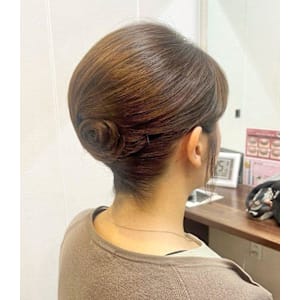 シンプルアップスタイル - ENOMOTO 髪質改善・白髪ぼかし【エノモト】【エノモト】掲載中