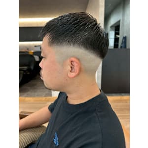 ハイスキンフェード × タイトショート