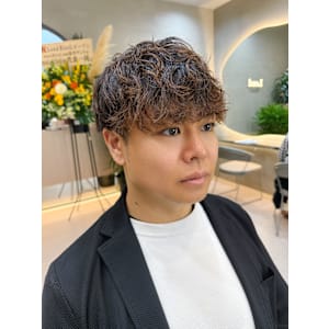 波巻きスパイラルパーマ部分ツイスト