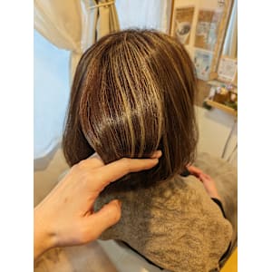 ピンクブラウン×ハイライト