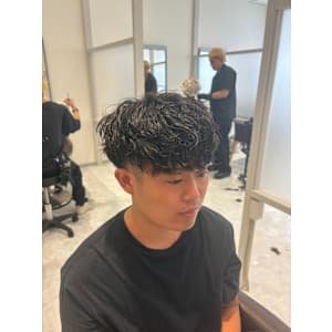 動きを出すなら、スパイキーショート【三軒茶屋】 - HAIR & MAKE EARTH 三軒茶屋店【ヘアメイクアース サンゲンヂャヤテン】掲載中